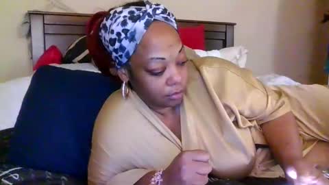 brownroundrenee online show from March 20, 9:47 am