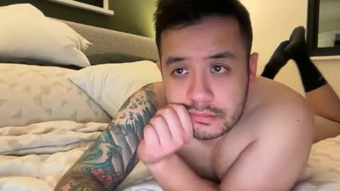 Bruce online show from April 25, 3:09 am