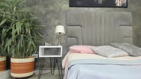 Bruce Hans online show from January 14, 11:27 am