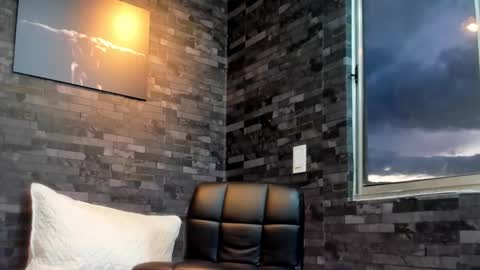 Snapshot of brucedallas chatting on November 30, 10:58 pm brucedallas online show from November 30, 10:58 pm