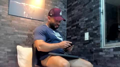 brucedallas online show from March 24, 12:59 am