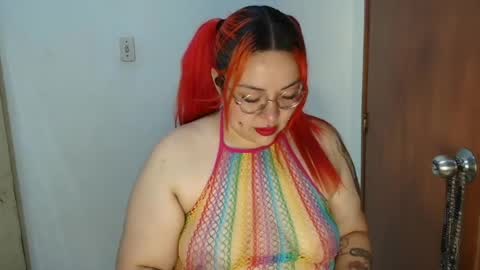 Snapshot of bruja__scarlata chatting on May 27, 6:38 pm i am danny online show from May 27, 6:38 pm