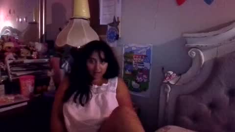 Snapshot of brujerita_dmota chatting on July 5, 3:02 am brujerita_dmota online show from July 5, 3:02 am
