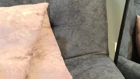 Snapshot of brunette_candyy_ chatting on February 10, 12:31 pm Brunette online show from February 10, 12:31 pm