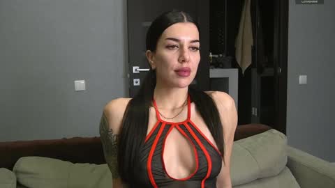 Alice online show from December 22, 8:03 pm