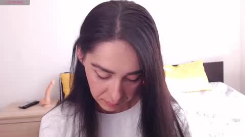 Snapshot of brunettgirl_ chatting on June 11, 6:22 am Ellis online show from June 11, 6:22 am