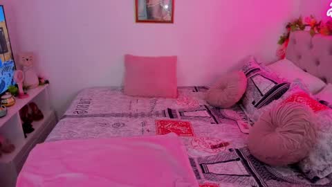 Brenda online show from March 18, 7:44 am