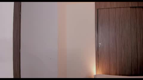 Snapshot of brunnahart chatting on October 16, 8:43 pm online show from October 16, 8:43 pm