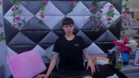 Bruno Cruz online show from November 10, 3:05 am