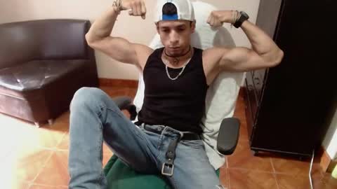 Join my fan club here 150 tokens a month online show from May 10, 7:30 pm