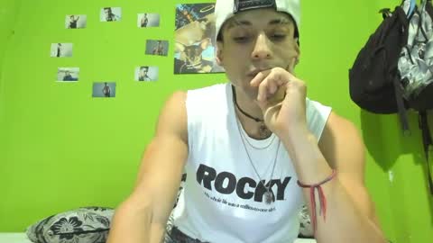 Snapshot of brunocuttie94 chatting on June 7, 5:49 pm Join my fan club here 150 tokens a month online show from June 7, 5:49 pm
