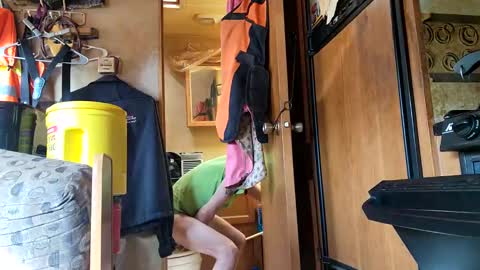 Snapshot of brushsquach chatting on January 23, 9:29 pm Steve... aka SkinnieDippin aka TimberTramp online show from January 23, 9:29 pm