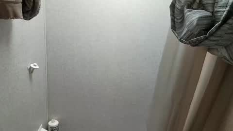 Snapshot of brushsquach chatting on March 6, 4:49 pm Steve... aka SkinnieDippin aka TimberTramp online show from March 6, 4:49 pm