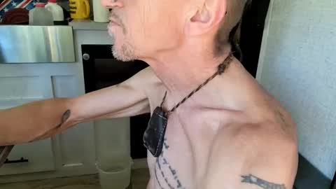 Snapshot of brushsquach chatting on October 6, 7:33 pm Steve... aka SkinnieDippin aka TimberTramp online show from October 6, 7:33 pm