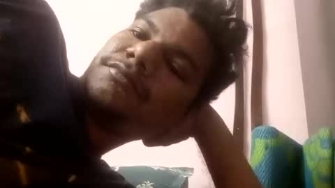 Snapshot of brusle96 chatting on March 4, 11:27 am Tillu online show from March 4, 11:27 am