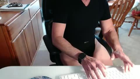 Snapshot of brussells chatting on February 27, 7:04 pm Brussells online show from February 27, 7:04 pm