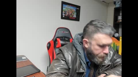 Snapshot of brutalmaster1983 chatting on January 10, 6:09 am BRUTALMASTER1983 online show from January 10, 6:09 am