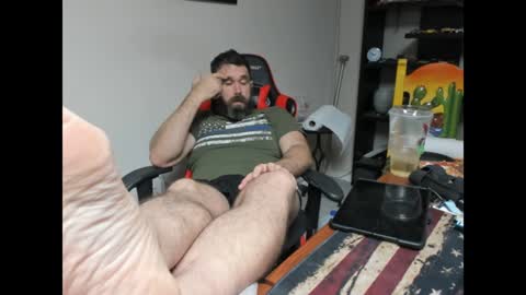 Snapshot of brutalmaster1983 chatting on February 1, 6:32 am BRUTALMASTER1983 online show from February 1, 6:32 am