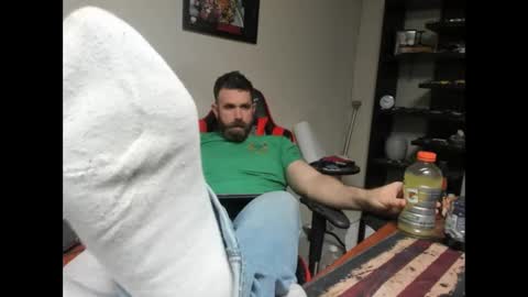 Snapshot of brutalmaster1983 chatting on February 23, 5:12 am BRUTALMASTER1983 online show from February 23, 5:12 am