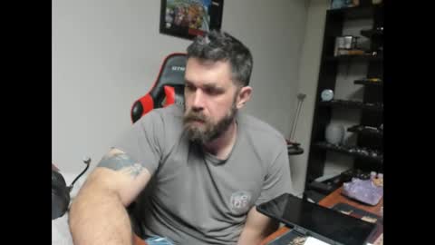 Snapshot of brutalmaster1983 chatting on February 27, 5:13 am BRUTALMASTER1983 online show from February 27, 5:13 am