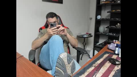 Snapshot of brutalmaster1983 chatting on February 28, 6:41 pm BRUTALMASTER1983 online show from February 28, 6:41 pm