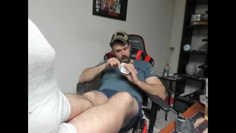 Snapshot of brutalmaster1983 chatting on March 9, 5:22 am BRUTALMASTER1983 online show from March 9, 5:22 am