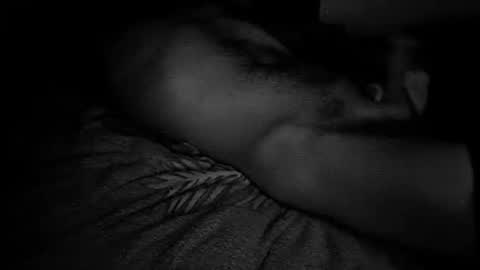 Snapshot of brutusek9191 chatting on February 16, 3:04 am brutusek9191 online show from February 16, 3:04 am