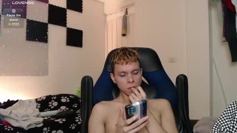 bryamado online show from January 21, 12:36 am