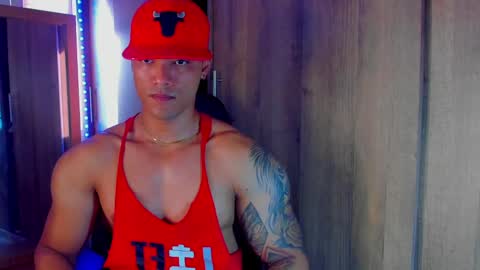 Snapshot of bryan_boy_ chatting on December 5, 11:49 am bryan online show from December 5, 11:49 am