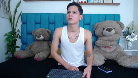 Snapshot of bryan_hotty chatting on February 26, 11:20 am Bryan online show from February 26, 11:20 am