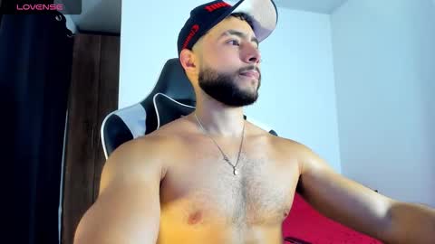 Snapshot of bryan_oficials chatting on September 21, 1:07 am bryan_oficials online show from September 21, 1:07 am