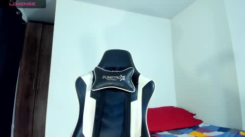 Snapshot of bryan_oficials chatting on September 26, 2:48 am bryan_oficials online show from September 26, 2:48 am