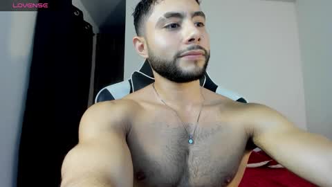 Snapshot of bryan_oficials chatting on November 28, 2:58 am bryan_oficials online show from November 28, 2:58 am