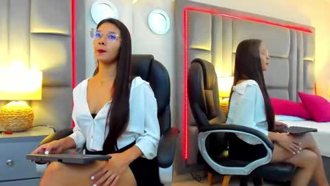 bryannamiller online show from January 19, 12:31 pm