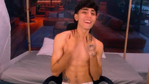 Snapshot of bryant_connor chatting on November 7, 3:50 am Branyt online show from November 7, 3:50 am