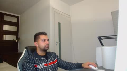 BryceReign online show from April 10, 4:28 am