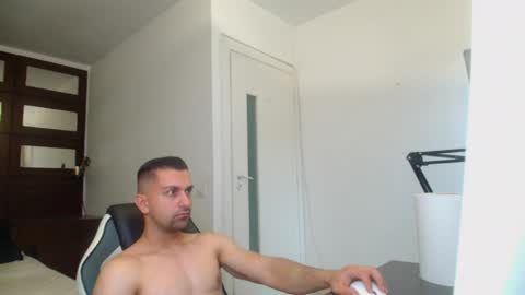 BryceReign online show from April 11, 7:45 am