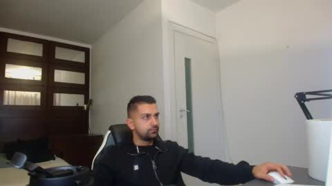 BryceReign online show from April 16, 4:35 am