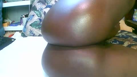 dee online show from February 9, 4:46 am