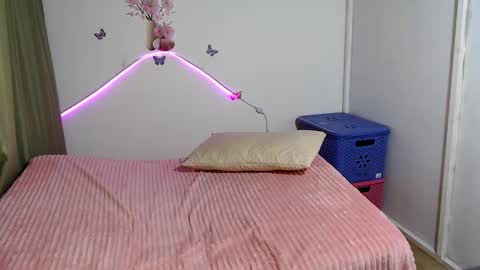 BRYXS online show from November 15, 7:43 pm