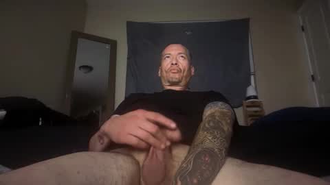 Snapshot of bs811 chatting on February 21, 8:37 am bs811 online show from February 21, 8:37 am