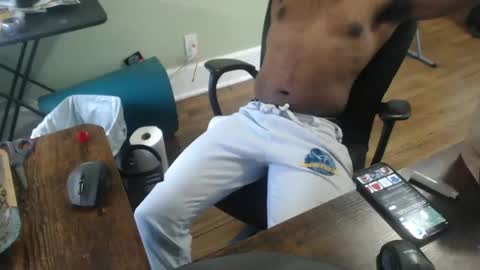 btd313 online show from October 25, 7:30 pm