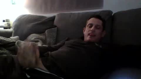 Snapshot of btownstud chatting on January 4, 3:49 pm btownstud online show from January 4, 3:49 pm