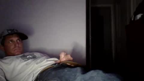 Snapshot of btownstud chatting on January 20, 11:02 am btownstud online show from January 20, 11:02 am