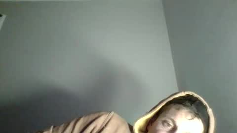 Snapshot of btownstud chatting on November 30, 3:05 pm btownstud online show from November 30, 3:05 pm