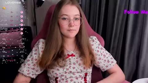 Snapshot of bubble_bunny chatting on December 18, 11:22 pm Ruby online show from December 18, 11:22 pm