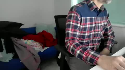 Snapshot of bubblebumdave chatting on January 24, 3:24 pm Bubblebum online show from January 24, 3:24 pm