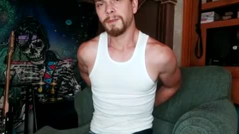 Snapshot of bubblebutt417 chatting on June 25, 12:43 am Max candi online show from June 25, 12:43 am