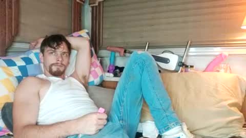Snapshot of bubblebutt417 chatting on June 28, 1:44 am Max candi online show from June 28, 1:44 am