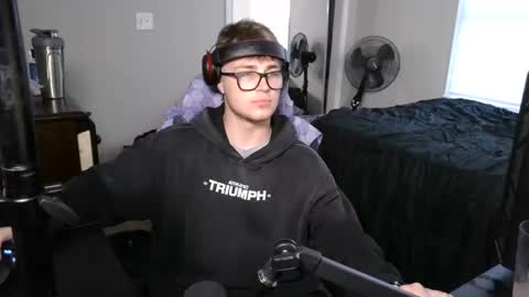 Snapshot of bubblebuttbdn chatting on September 24, 11:52 pm BubblebuttBdn online show from September 24, 11:52 pm